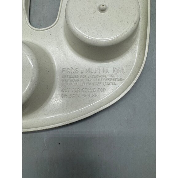 Nordic Ware Microwave and Oven Use Egg & Muffin Pan Used READ - Picture 6 of 6
